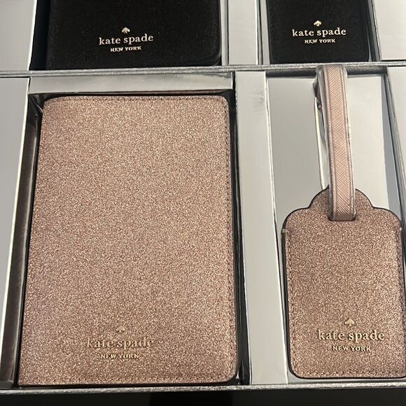 NWT Kate Spade Shimmy Boxed Travel Set rosegold - Picture 1 of 4